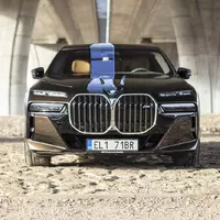 BMW M760e: Můj vůz, můj hrad
