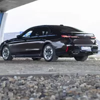 BMW M760e: Můj vůz, můj hrad