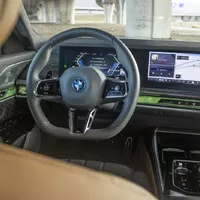 BMW M760e: Můj vůz, můj hrad