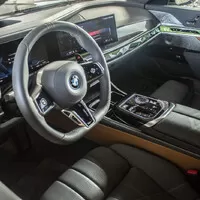 BMW M760e: Můj vůz, můj hrad