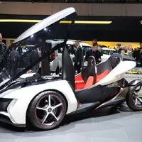 Malá elektrická vozítka do města: Když se to ještě s elektromobily myslelo správně