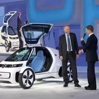 Malá elektrická vozítka do města: Když se to ještě s elektromobily myslelo správně