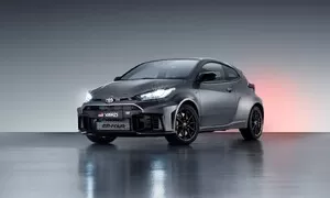Novinky: Autíčkářův týden: Tokijský autosalon, špatná sázka a konec dalšího osmiválce
