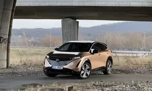 Recenze & testy: Nissan Ariya Evolve 2WD 87 kWh: Obývák na kolech