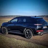 DS7 E-Tense 4x4: Vstupenka do vyšší společnosti