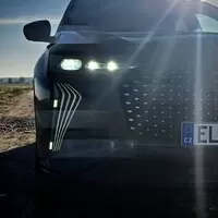 DS7 E-Tense 4x4: Vstupenka do vyšší společnosti