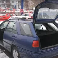 Kombi na míru: Od Seatu za pár tisíc po Ferrari pro sultána