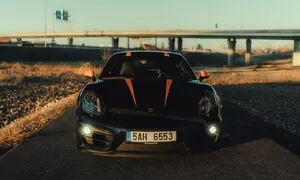 Recenze & testy: Porsche Cayman Black Edition: Expresní jízdenka do řidičského ráje