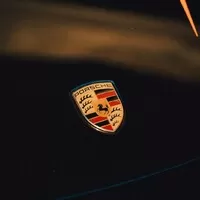 Porsche Cayman Black Edition: Expresní jízdenka do řidičského ráje