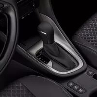 Mazda 2 hybrid má novou tvář. Co dalšího se na ní po faceliftu změnilo?