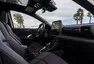 Mazda 2 hybrid má novou tvář. Co dalšího se na ní po faceliftu změnilo?