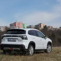 Suzuki S-Cross Premium AllGrip: Cestou necestou