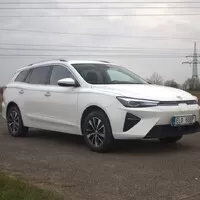 MG5 Electric: Zajímavá směsice jízdní vytříbenosti a zbytečných chyb