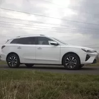 MG5 Electric: Zajímavá směsice jízdní vytříbenosti a zbytečných chyb