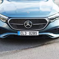 Mercedes-Benz E 400 e 4MATIC: Premiant třídy