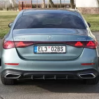 Mercedes-Benz E 400 e 4MATIC: Premiant třídy