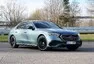 Mercedes-Benz E 400 e 4MATIC: Premiant třídy