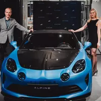 zdroj: Alpine, Opportunity