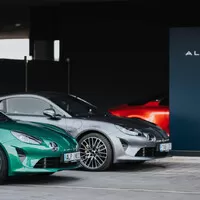 zdroj: Alpine, Opportunity