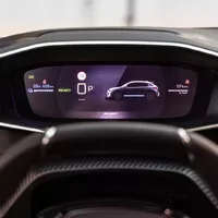 Peugeot 208 po faceliftu: za 380 tisíc, ale klidně i za milion. Jak jezdí?