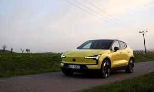 Recenze & testy: Volvo EX30 Twin Motor: Malé auto, velké plány