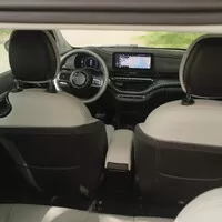 Fiat 500e 3+1: Má dveře navíc a elektromotor, srdcem však zůstává klasickou pětistovkou