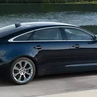 Tato auta zrají jako víno: Modely s nadčasovým designem, který vypadá skvěle i po letech
