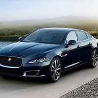 Tato auta zrají jako víno: Modely s nadčasovým designem, který vypadá skvěle i po letech