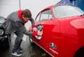 Ručičkové stopky, řev motorů a štěstí i se zmrzlýma nohama. Poprvé na setinové rallye 7 Castles Trial