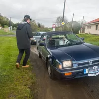 Ručičkové stopky, řev motorů a štěstí i se zmrzlýma nohama. Poprvé na setinové rallye 7 Castles Trial