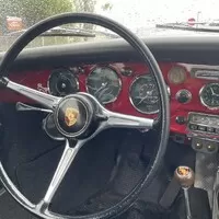 Ručičkové stopky, řev motorů a štěstí i se zmrzlýma nohama. Poprvé na setinové rallye 7 Castles Trial