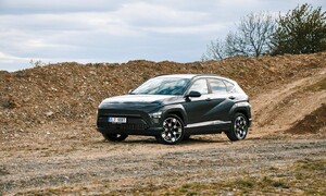 Recenze & testy: Hyundai Kona Electric: Vše zůstává při starém