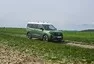 Ford Tourneo Courier 1.0 EB Active: Vizáž Defenderu, ovládání osobáku a prostor jako v dodávce