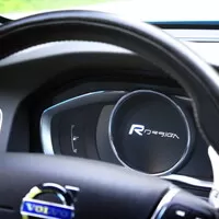 Volvo S60 T6 R-Design (2014): I Švédsko má svůj sportovní sedan