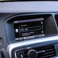Volvo S60 T6 R-Design (2014): I Švédsko má svůj sportovní sedan