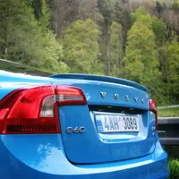 Volvo S60 T6 R-Design (2014): I Švédsko má svůj sportovní sedan