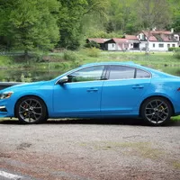 Volvo S60 T6 R-Design (2014): I Švédsko má svůj sportovní sedan