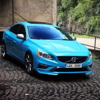 Volvo S60 T6 R-Design (2014): I Švédsko má svůj sportovní sedan