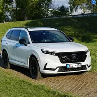 Honda CR-V e:PHEV: Bestseller v novém hávu 