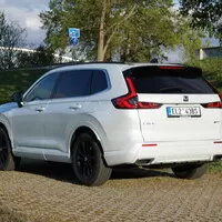 Honda CR-V e:PHEV: Bestseller v novém hávu 