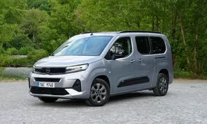 Dodávkář, Recenze & testy: Opel Combo Elegance Plus XL: Vítej zpátky, dinosaure