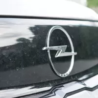 Opel Combo Elegance Plus XL: Vítej zpátky, dinosaure
