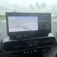 Vítej zpátky! Peugeot Rifter má novou tvář a opět i spalovací motory
