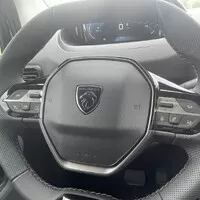 Vítej zpátky! Peugeot Rifter má novou tvář a opět i spalovací motory