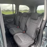 Vítej zpátky! Peugeot Rifter má novou tvář a opět i spalovací motory
