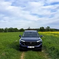 Honda CR-V HEV: Skvělý podvozek, odladěný hybrid a spousta místa.