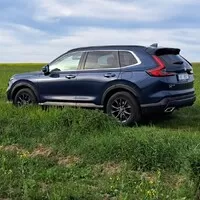 Honda CR-V HEV: Skvělý podvozek, odladěný hybrid a spousta místa.