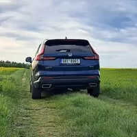 Honda CR-V HEV: Skvělý podvozek, odladěný hybrid a spousta místa.