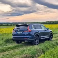 Honda CR-V HEV: Skvělý podvozek, odladěný hybrid a spousta místa.