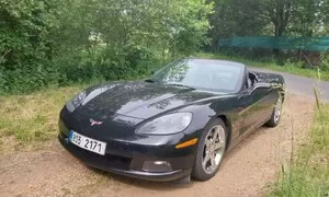 Krize středního věku aneb kupujeme Corvette C6